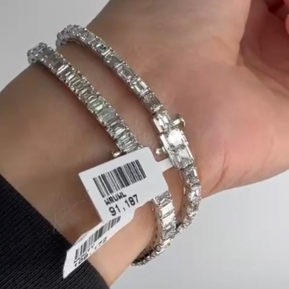 Emerald Platinum 18K White Gold Diamond Bracelet - Picture 5 of 5